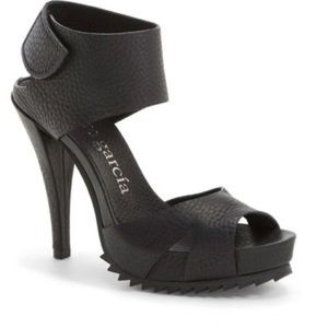 Authentic! Pedro García Leather Heels. NWOT.